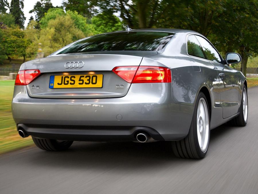  Audi A5 Coupe 3.2 2007 года  (UK) (фото 3 из 7)